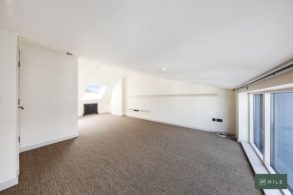 17 Artisan Mews, Warfield Road - FK8pw Qeis VJy Me8 Mq