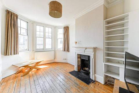 3 bedroom flat to rent, Brixton Water Lane, Brockwell Park, London, SW2