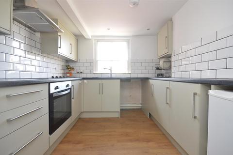 2 bedroom apartment to rent, Lansdown, Gloucestershire GL5