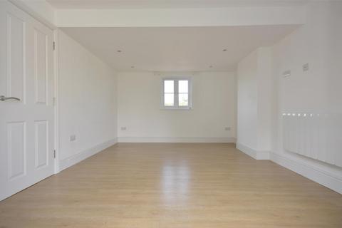2 bedroom apartment to rent, Lansdown, Gloucestershire GL5