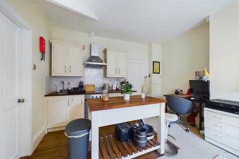 1 bedroom apartment for sale, Lawn Road, Stafford