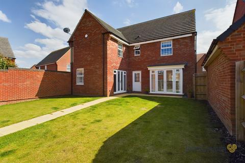 4 bedroom detached house for sale, King Lane, Burton-on-Trent