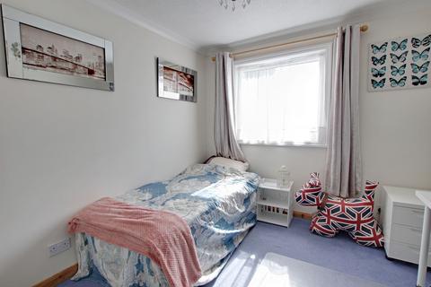 40 Queens Gardens, Eaton Socon, St Neots, PE19 8DN