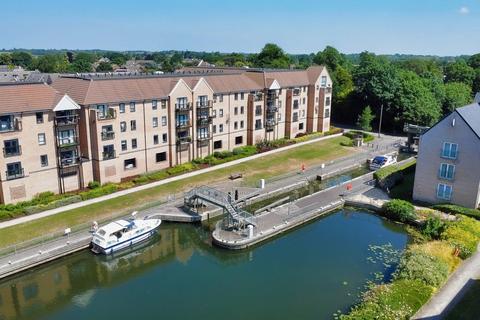 2 bedroom apartment for sale, Marbled White Court, St. Neots PE19