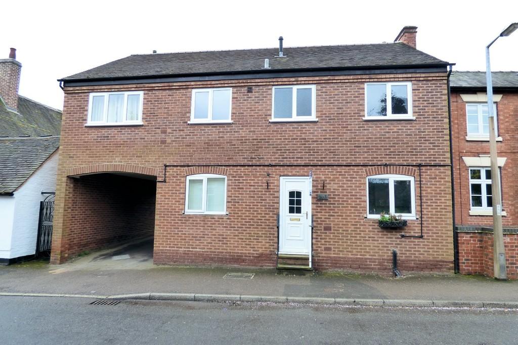 Main Street, Barton Under Needwood 2 bed apartment to rent £800 pcm