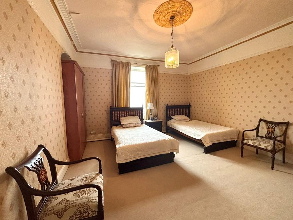 Room 6