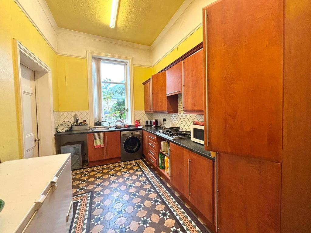 Kitchen 2..