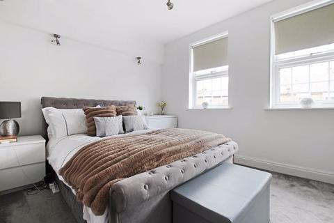 6 Reventlow Road, London, SE9 2DJ