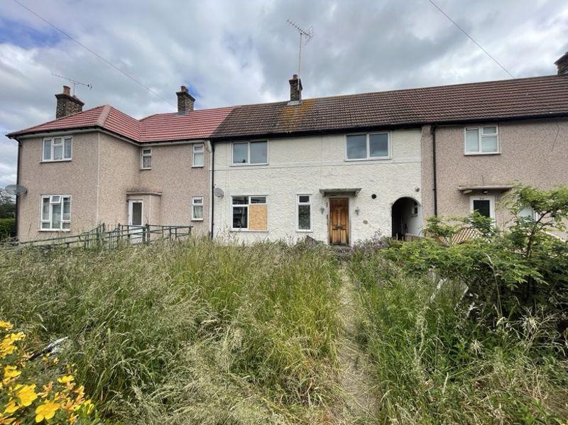 Sutton Road, SouthendOnSea 3 bed terraced house for sale £238,000