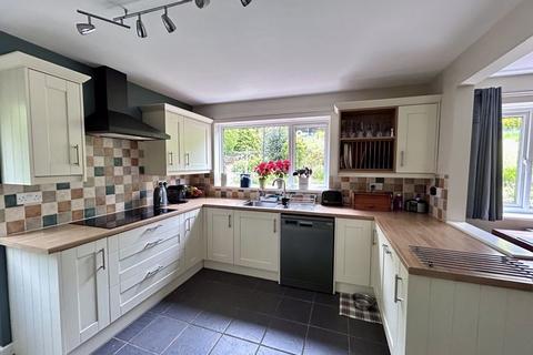 5 bedroom detached house for sale, Crossroads, Gilwern