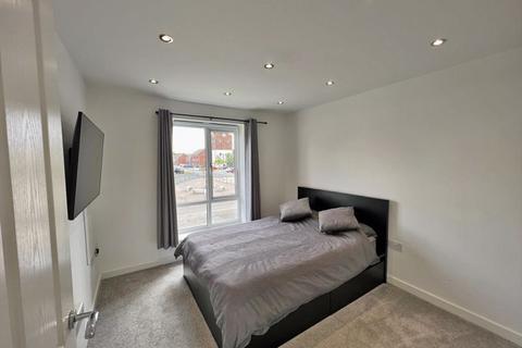 17 Akron Drive, Wolverhampton, WV10 6EG