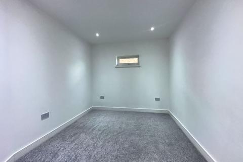2 Beccles Drive, Willenhall, WV13 3HW
