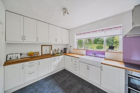 5 bedroom detached house for sale, Pine Close, Kenley