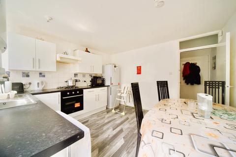 4 bedroom townhouse for sale, Nightingale Vale, London
