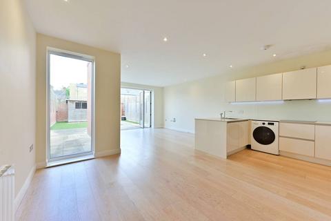 4 bedroom semi-detached house for sale, Durham Road, West Wimbledon, London, SW20