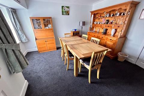 13 Chavasse Road, Sutton Coldfield, B72 1NZ