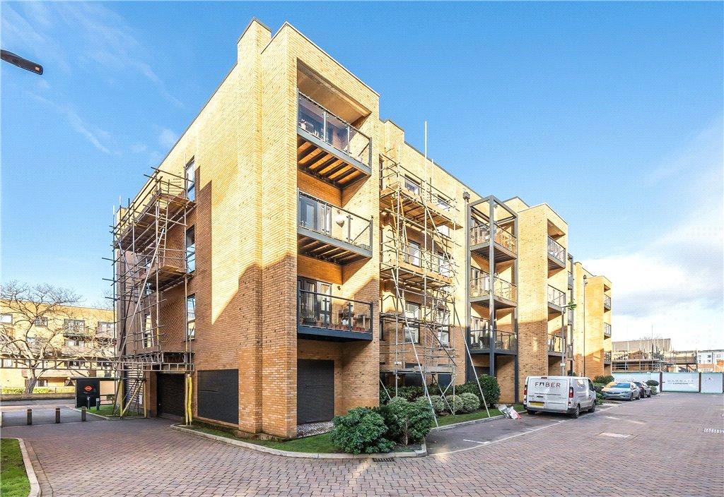 Hackbridge House Chenille Court, 40 Hackbridge Road... 1 bed apartment for sale - £287,500
