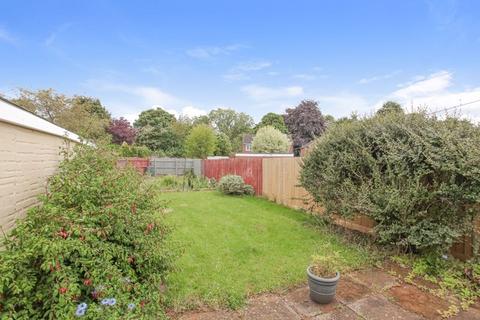 2 bedroom semi-detached bungalow for sale, Willow Road, Banbury - NO ONWARD CHAIN