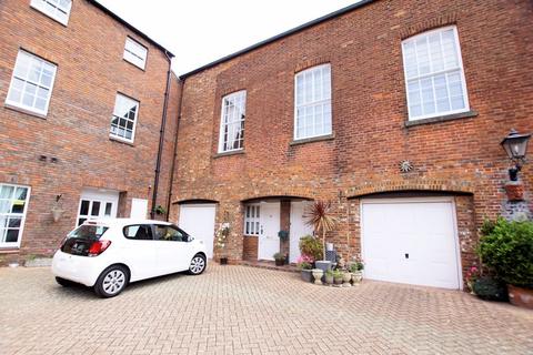 2 bedroom character property for sale, North Street, Gosport PO12