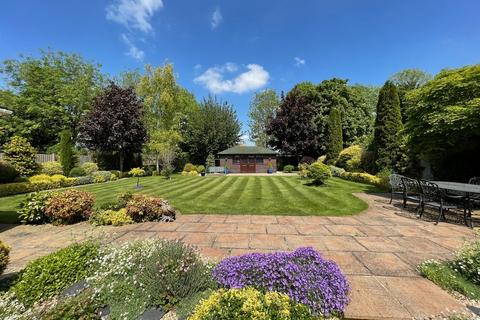 4 bedroom detached house for sale, Lodersfield, Glos GL7