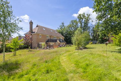 5 bedroom detached house for sale, Spring Meadow, Uckfield