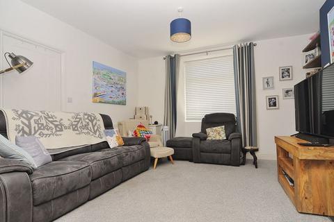 4 bedroom terraced house for sale, Wellington Street, Plymouth. Spacious Family Home with a Large Garden