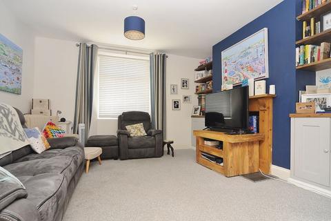 4 bedroom terraced house for sale, Wellington Street, Plymouth. Spacious Family Home with a Large Garden