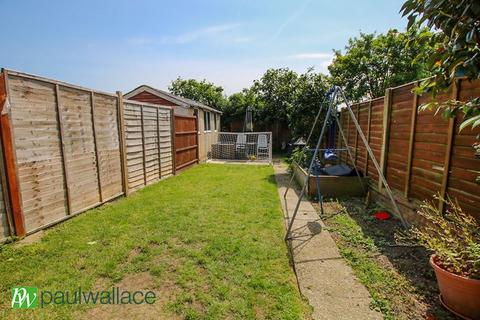 4 Elm Drive, Cheshunt, Waltham Cross, EN8 0RD