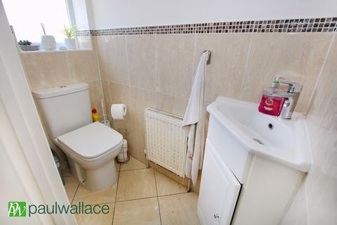 4 Elm Drive, Cheshunt, Waltham Cross, EN8 0RD