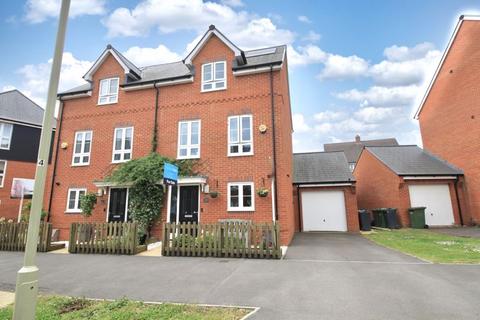 3 bedroom semi-detached house for sale, Kingsman Drive, Southampton SO32