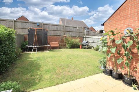 3 bedroom semi-detached house for sale, Kingsman Drive, Southampton SO32