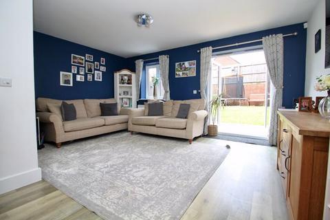 3 bedroom semi-detached house for sale, Kingsman Drive, Southampton SO32