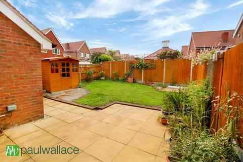 2 bedroom end of terrace house for sale, Hastings Avenue, West Cheshunt