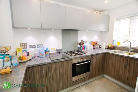 6 Hastings Avenue, Cheshunt, Waltham Cross, EN7 6DY