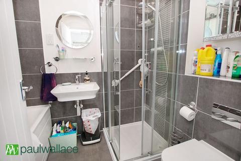 6 Hastings Avenue, Cheshunt, Waltham Cross, EN7 6DY