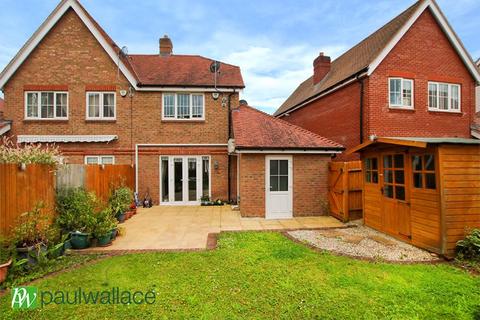 6 Hastings Avenue, Cheshunt, Waltham Cross, EN7 6DY
