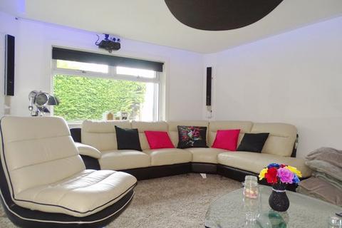 4 bedroom detached house for sale, Woodlea Park, Sauchie FK10