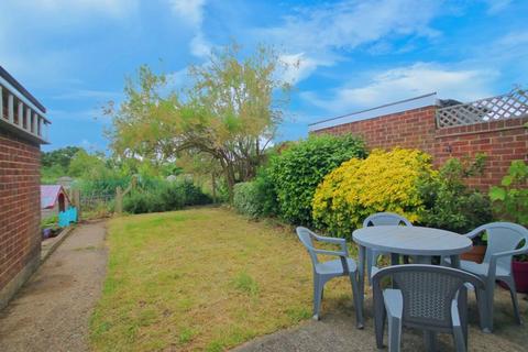 3 bedroom terraced house for sale, Dutton Way, Iver