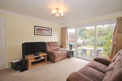 3 bedroom terraced house for sale, Dutton Way, Iver