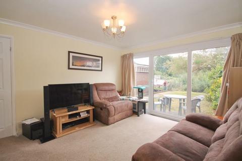 98 Dutton Way, Iver, SL0 9NX