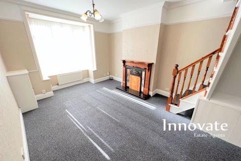 3 bedroom terraced house to rent, Penncricket Lane, Oldbury B68