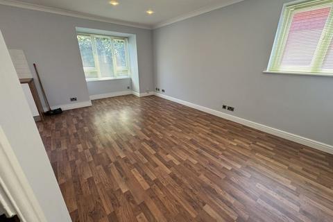 5 Coraline Close, Southall, UB1 2YP