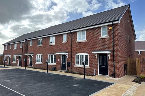 3 bedroom end of terrace house for sale, Plot 268, The Clavering, Earls Park