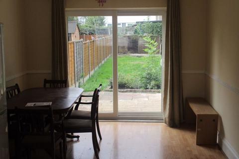 3 bedroom terraced house to rent, 3 Bedroom Terraced House to let