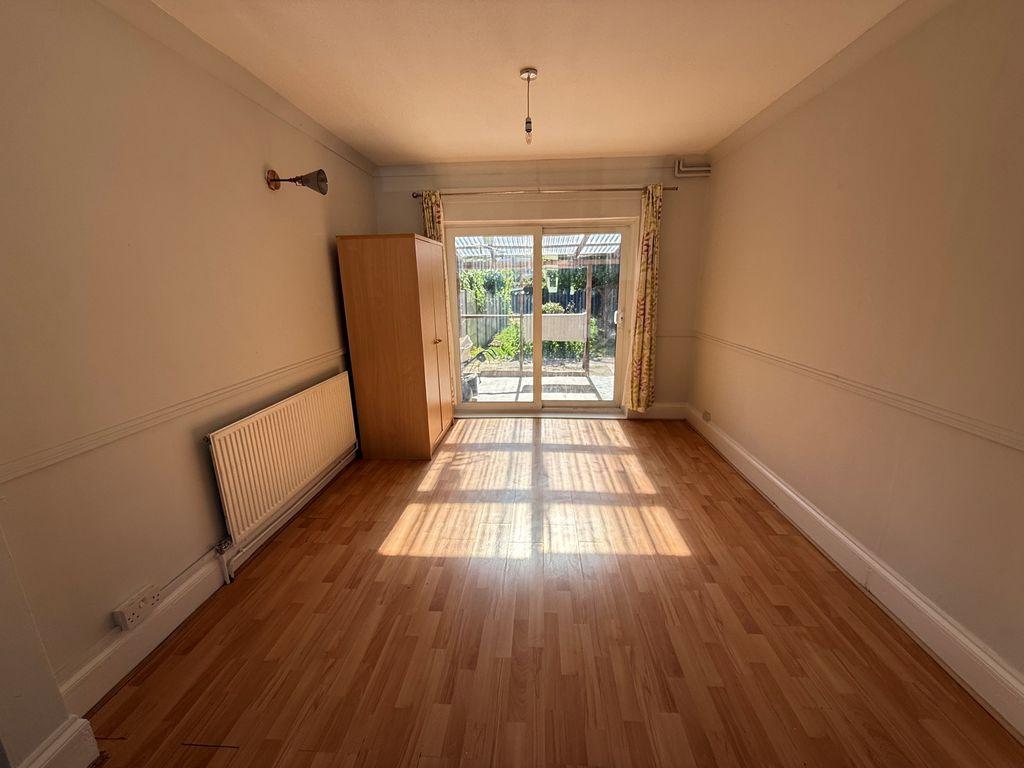 House in Harrow - View 2