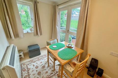 1 bedroom apartment for sale, Abbey Road, Llangollen