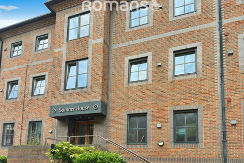 2 bedroom apartment to rent, Sumner House, High Wycombe