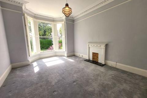 1 bedroom apartment for sale, Queens Road, Christchurch, Cheltenham GL50