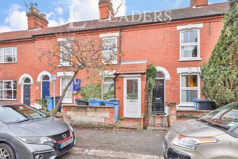 3 bedroom terraced house to rent, Glebe Road, Norwich, NR2