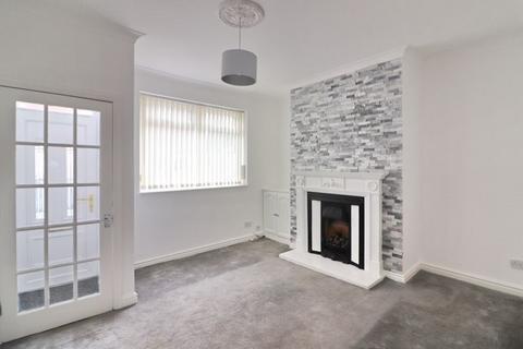 2 bedroom end of terrace house for sale, Chapel Street, Manchester M28